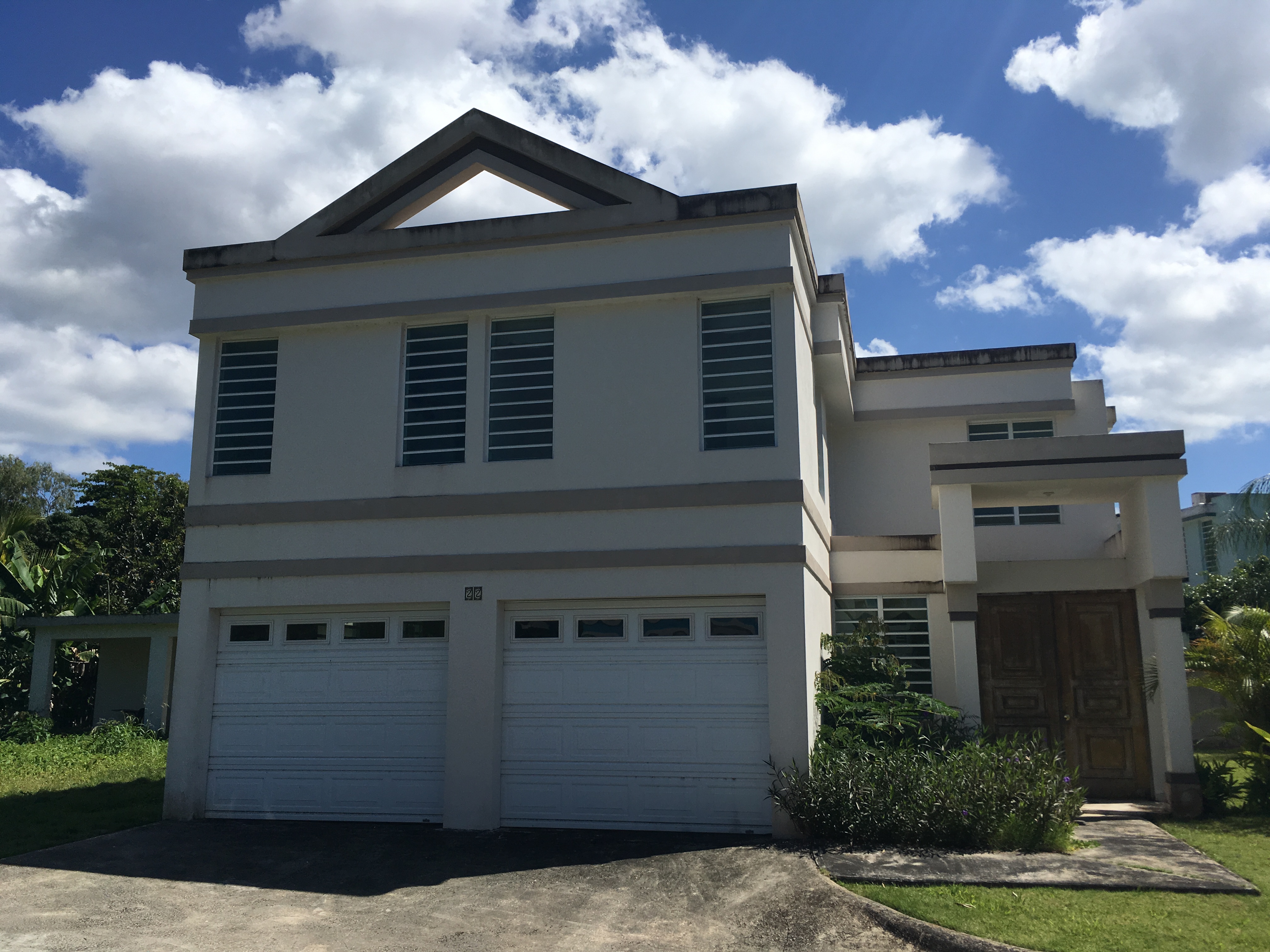 REO 4530 - Photo 1.JPG